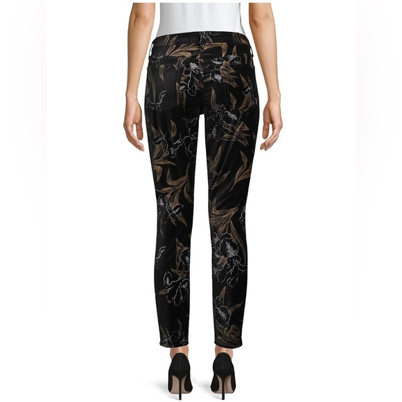JEN7 - Anthropologie Printed Velvet Skinny Ankle Jeans. Size 6 - Picture 3 of 6